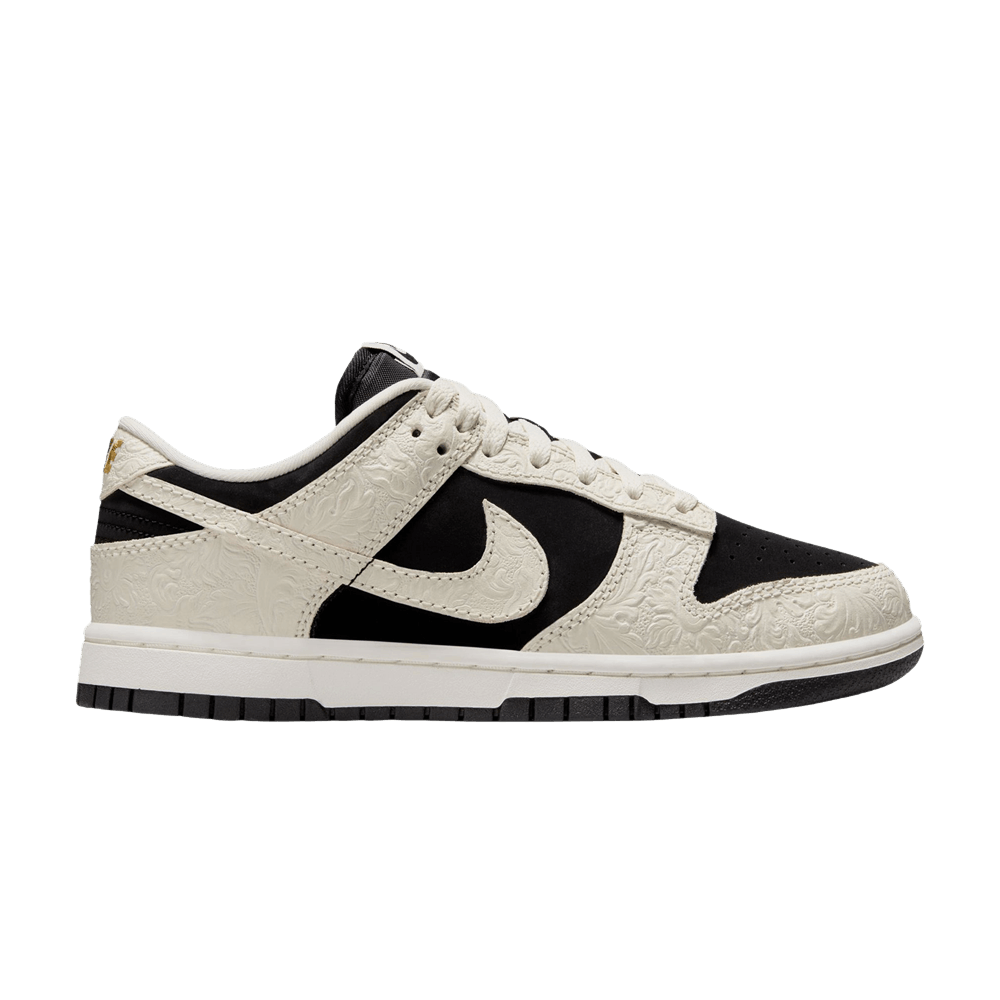 Nike Dunk Low Embossed Black Sail (femme)